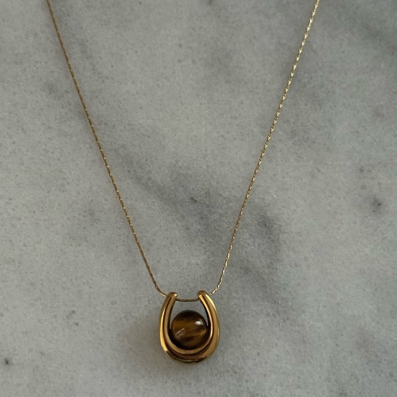 Modest Lu Jewelry - Gold Amber Tiger Eye Pendant Necklace 

Brand New